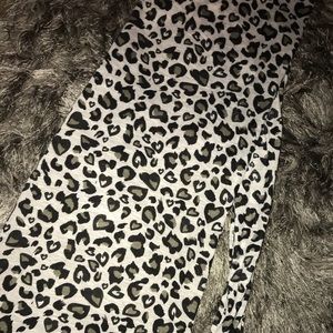 Leopard print scarf
